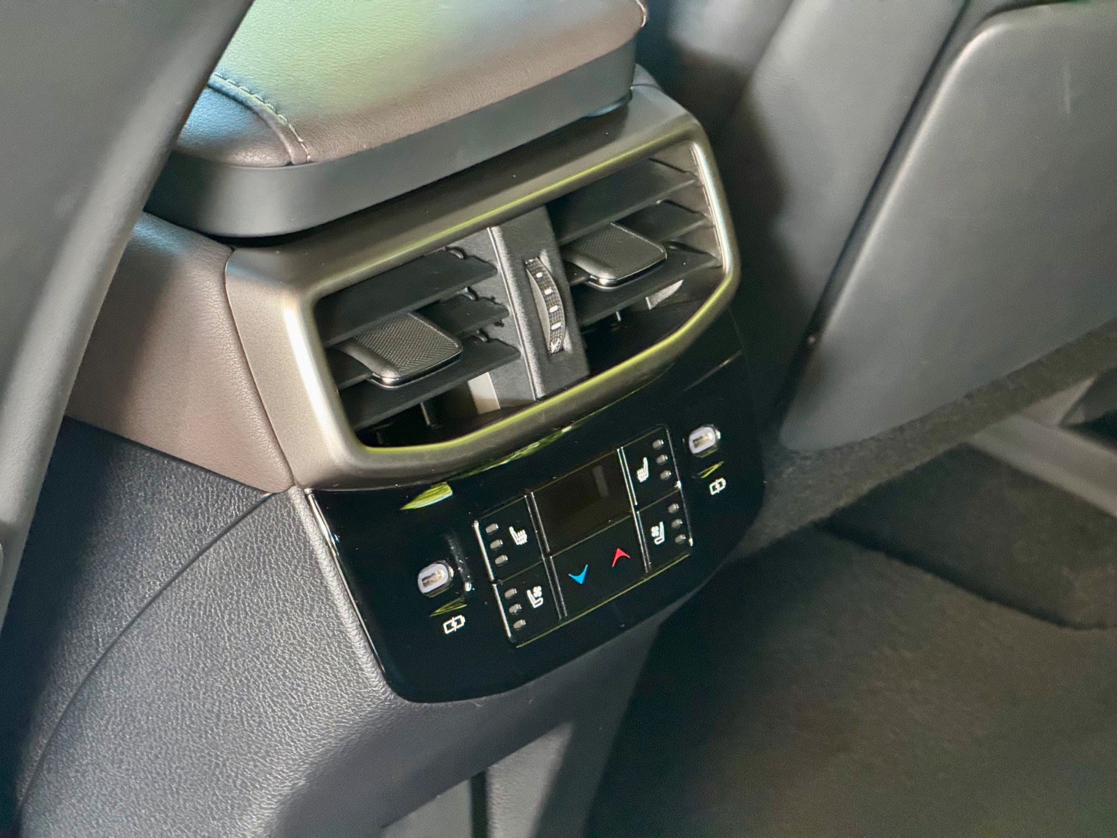 Lexus RX, 2023 — 17
