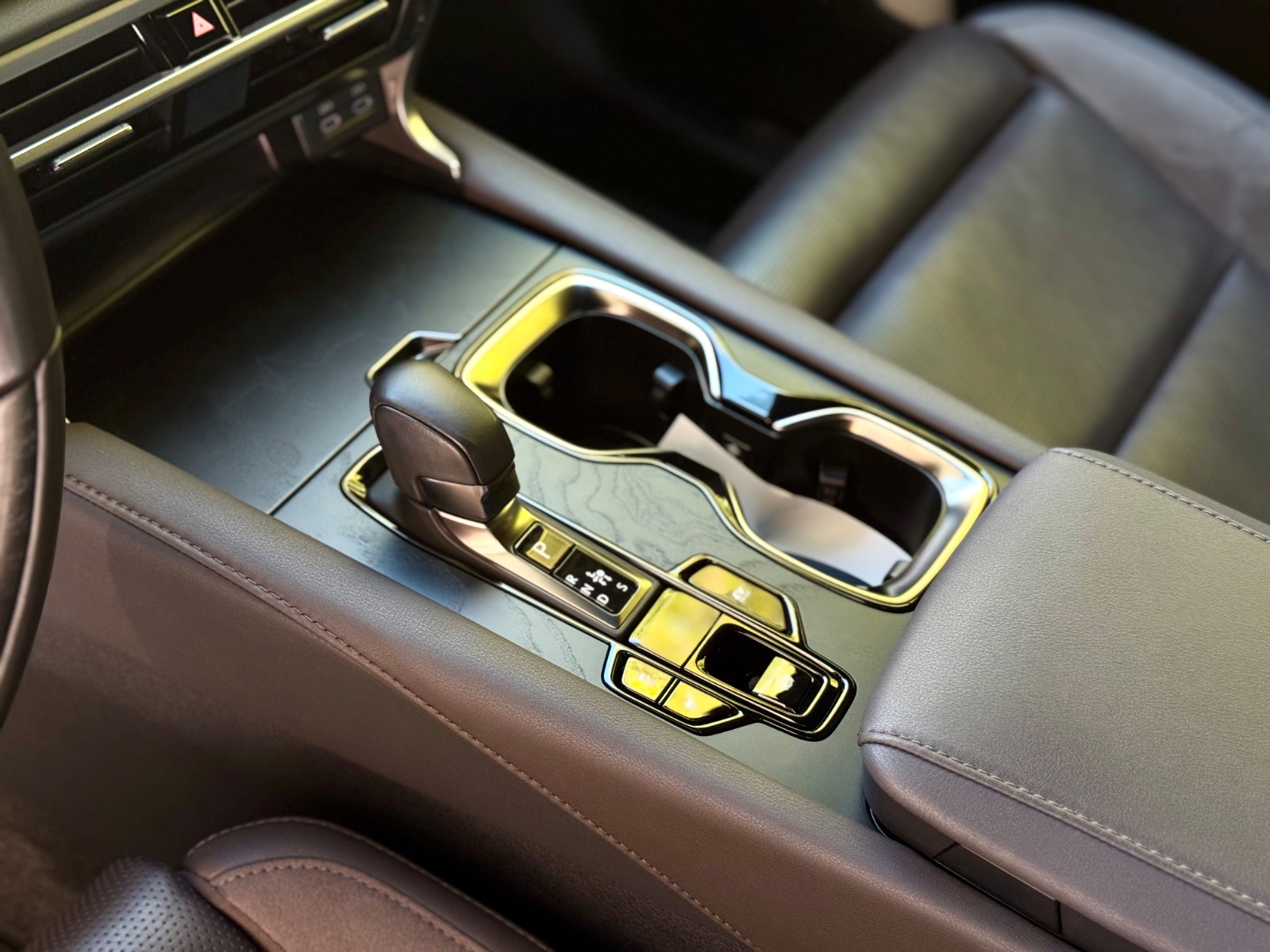 Lexus RX, 2023 — 16