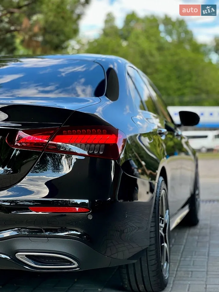 Mercedes-Benz E-Class, 2020 — 11