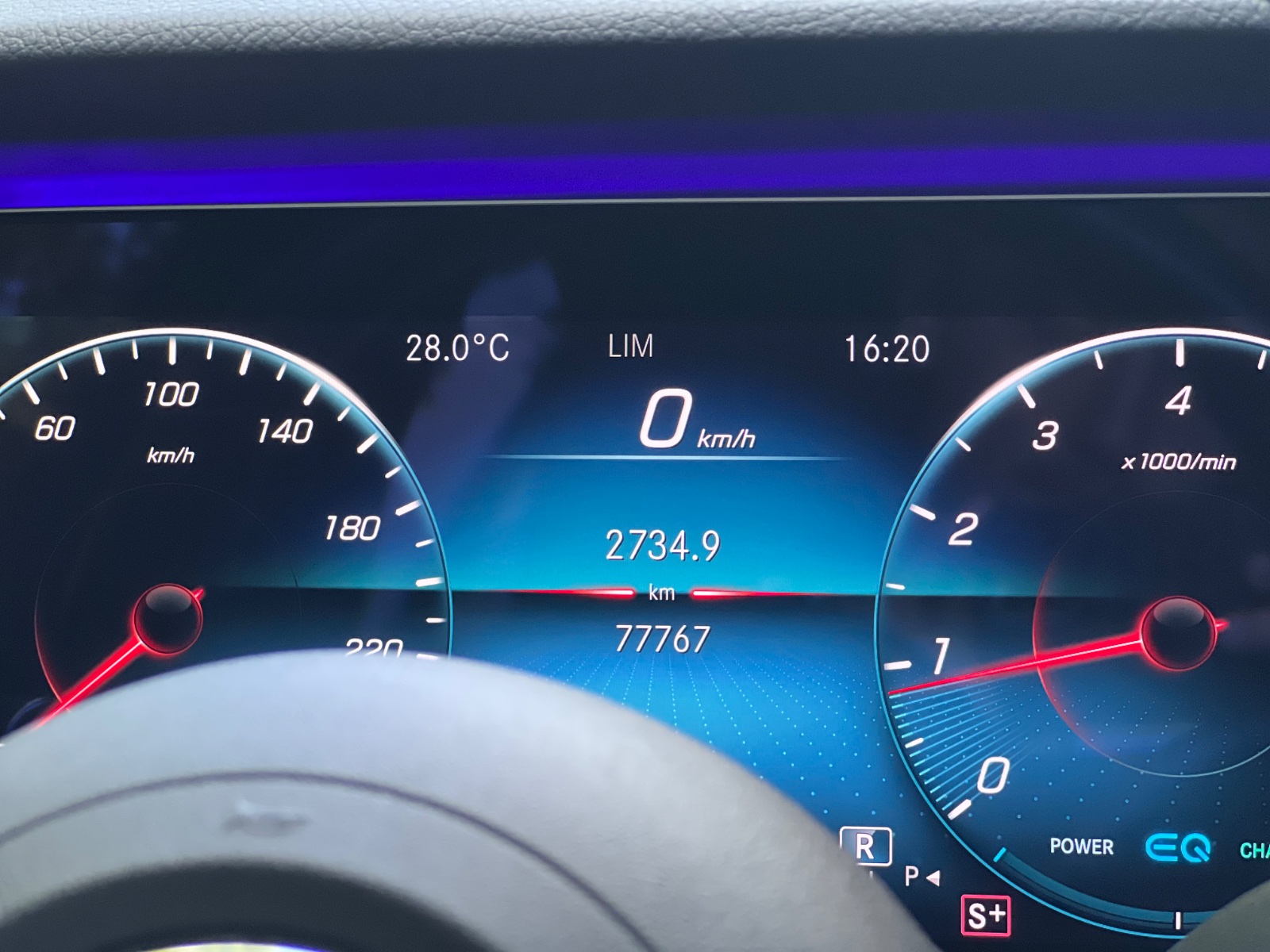 Mercedes-Benz E-Class, 2020 — 18
